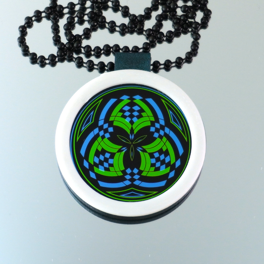 Emerald over Purple Fillacello pendant V3